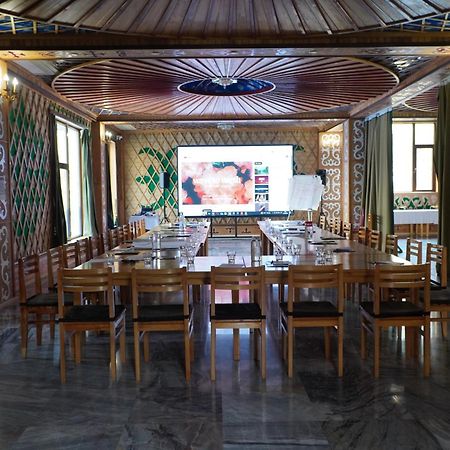 Kara-Bulak Mountain View Hot Spring Resort מראה חיצוני תמונה