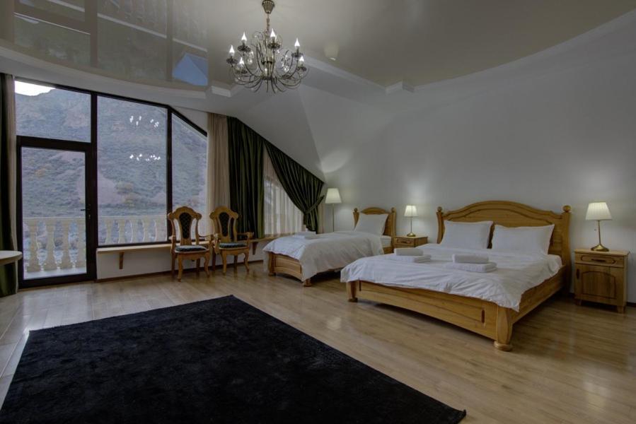 Kara-Bulak Mountain View Hot Spring Resort מראה חיצוני תמונה